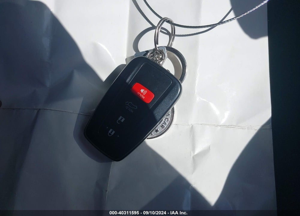 2022 TOYOTA RAV4 HYBRID XSE VIN: 2T3E6RFV3NW037431