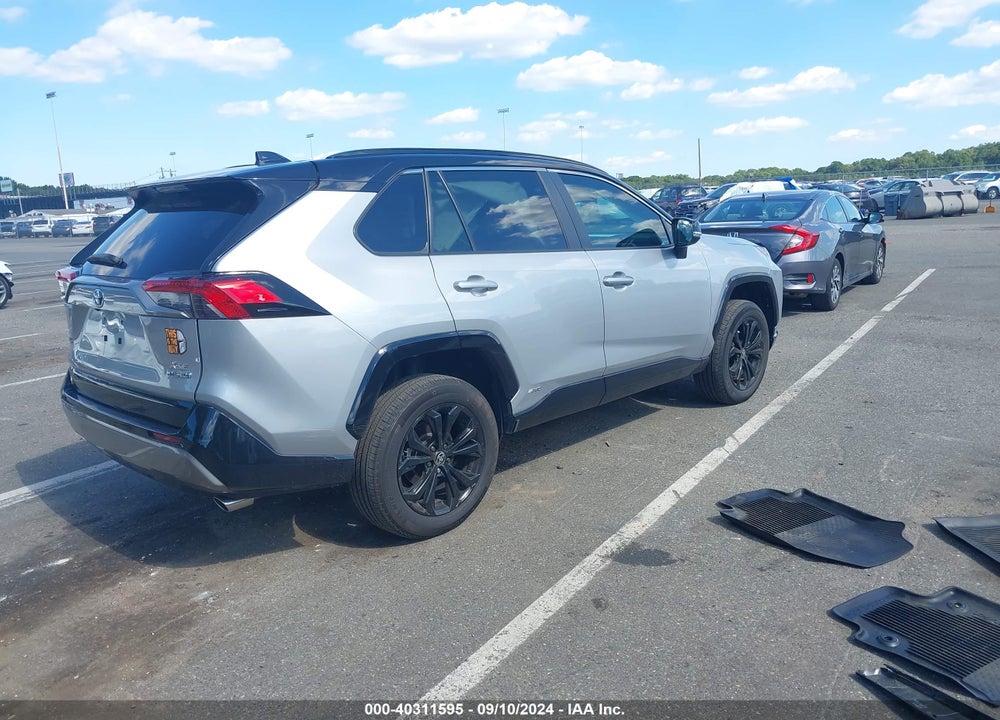 2022 TOYOTA RAV4 HYBRID XSE VIN: 2T3E6RFV3NW037431