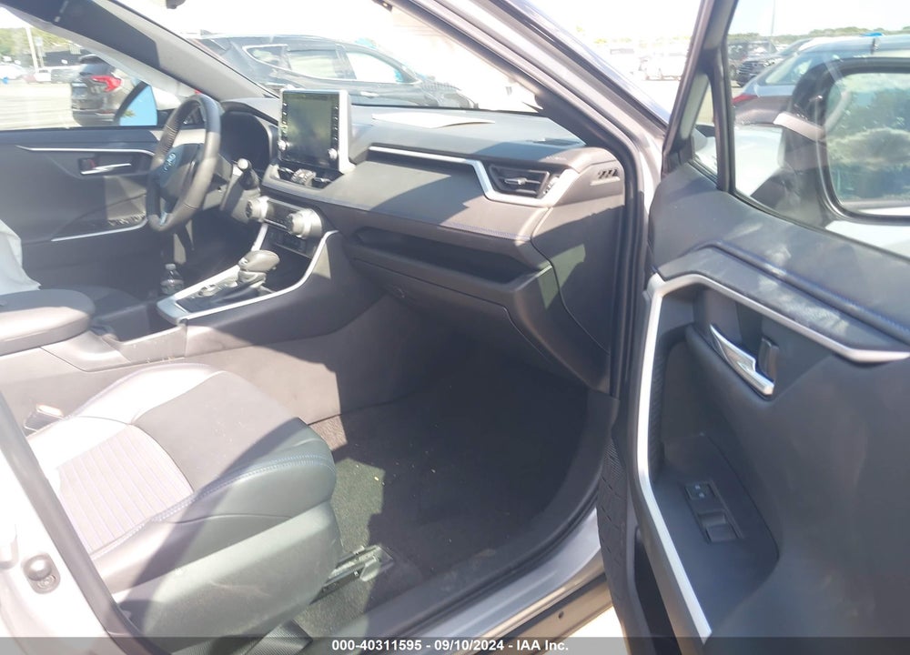 2022 TOYOTA RAV4 HYBRID XSE VIN: 2T3E6RFV3NW037431