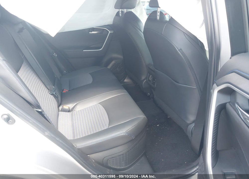 2022 TOYOTA RAV4 HYBRID XSE VIN: 2T3E6RFV3NW037431