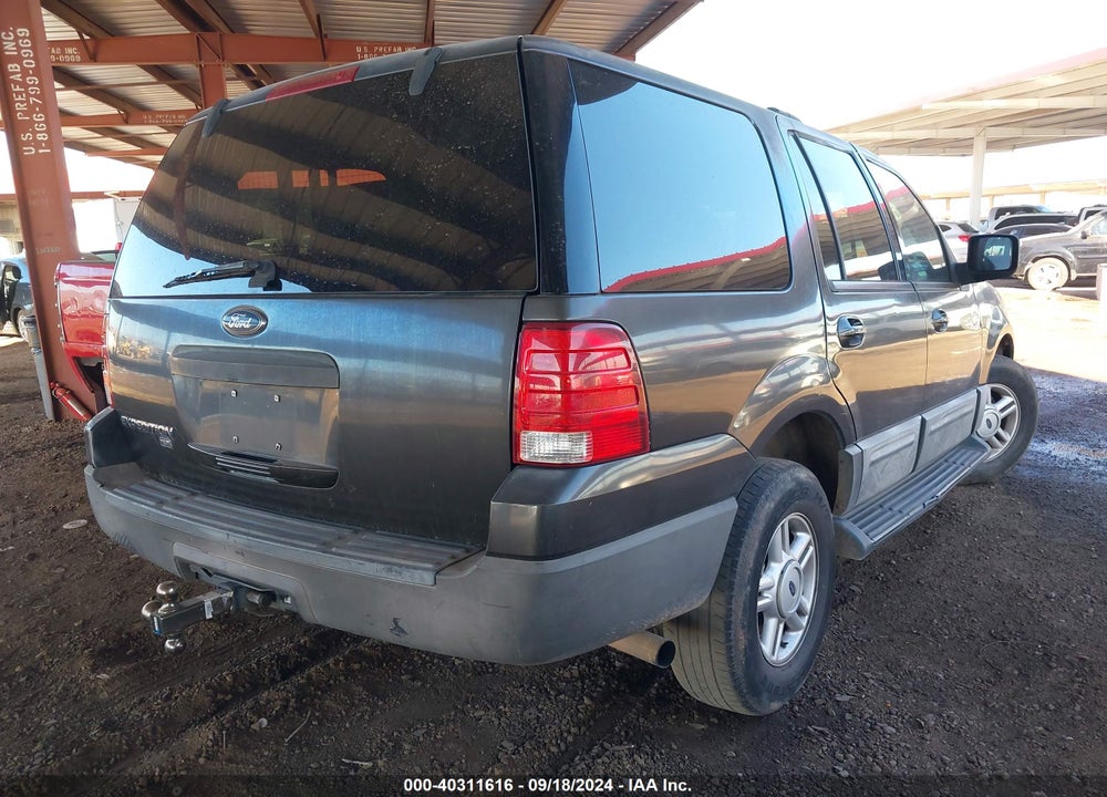 2005 FORD EXPEDITION XLT VIN: 1FMPU15575LA88706