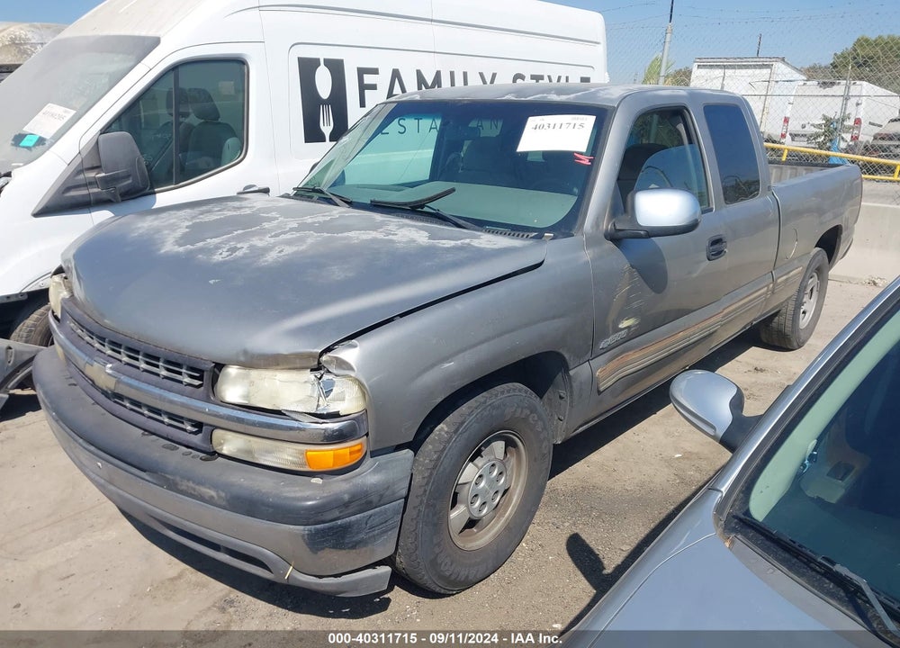 2000 CHEVROLET SILVERADO 1500 LS VIN: 1GCEC19V9YZ343107