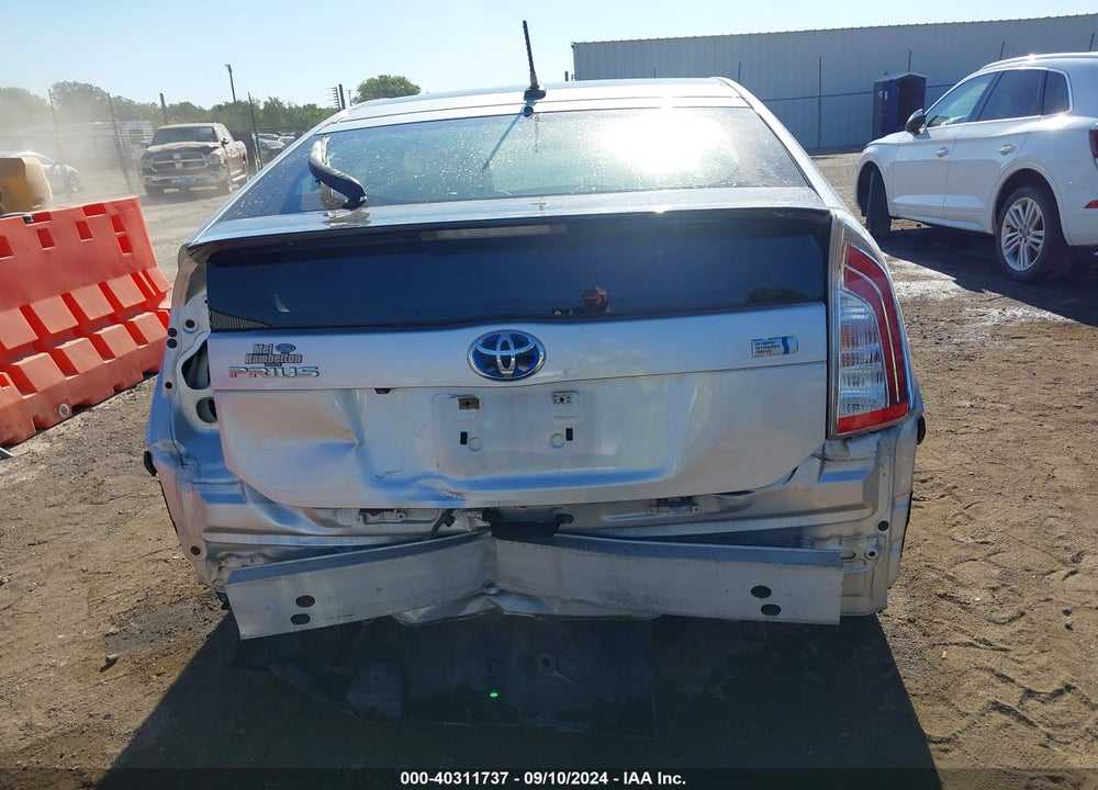 2014 TOYOTA PRIUS THREE VIN: JTDKN3DU0E1785629