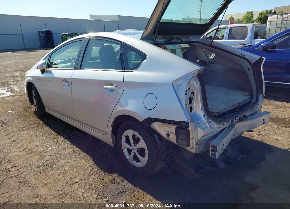 2014 TOYOTA PRIUS THREE VIN: JTDKN3DU0E1785629