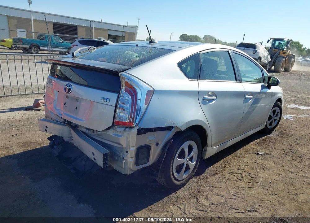 2014 TOYOTA PRIUS THREE VIN: JTDKN3DU0E1785629