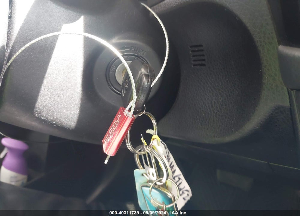 2014 TOYOTA COROLLA L VIN: 2T1BURHE8EC090058