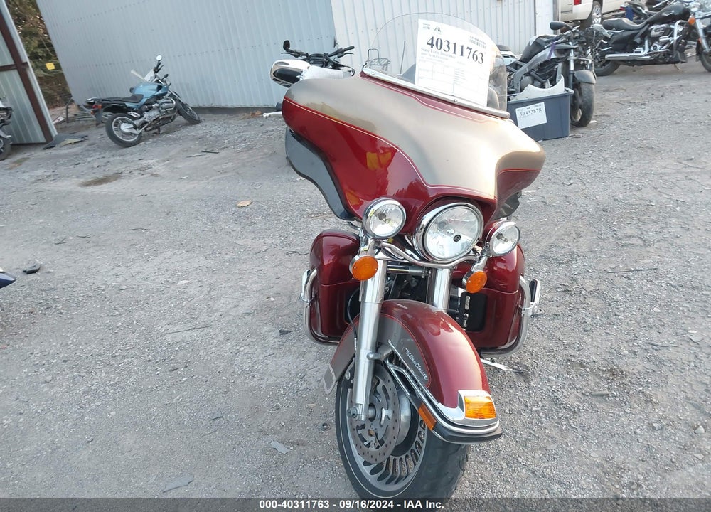2009 HARLEY-DAVIDSON FLHTCU VIN: 1HD1FC4129Y689804