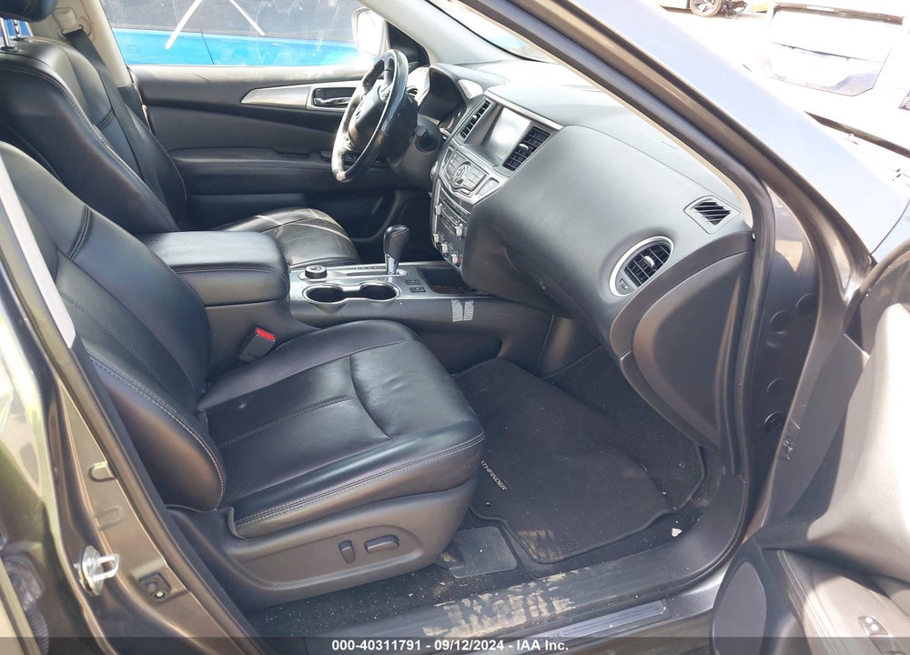 2019 NISSAN PATHFINDER SL VIN: 5N1DR2MM9KC614087