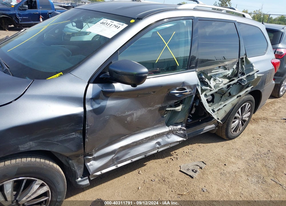 2019 NISSAN PATHFINDER SL VIN: 5N1DR2MM9KC614087