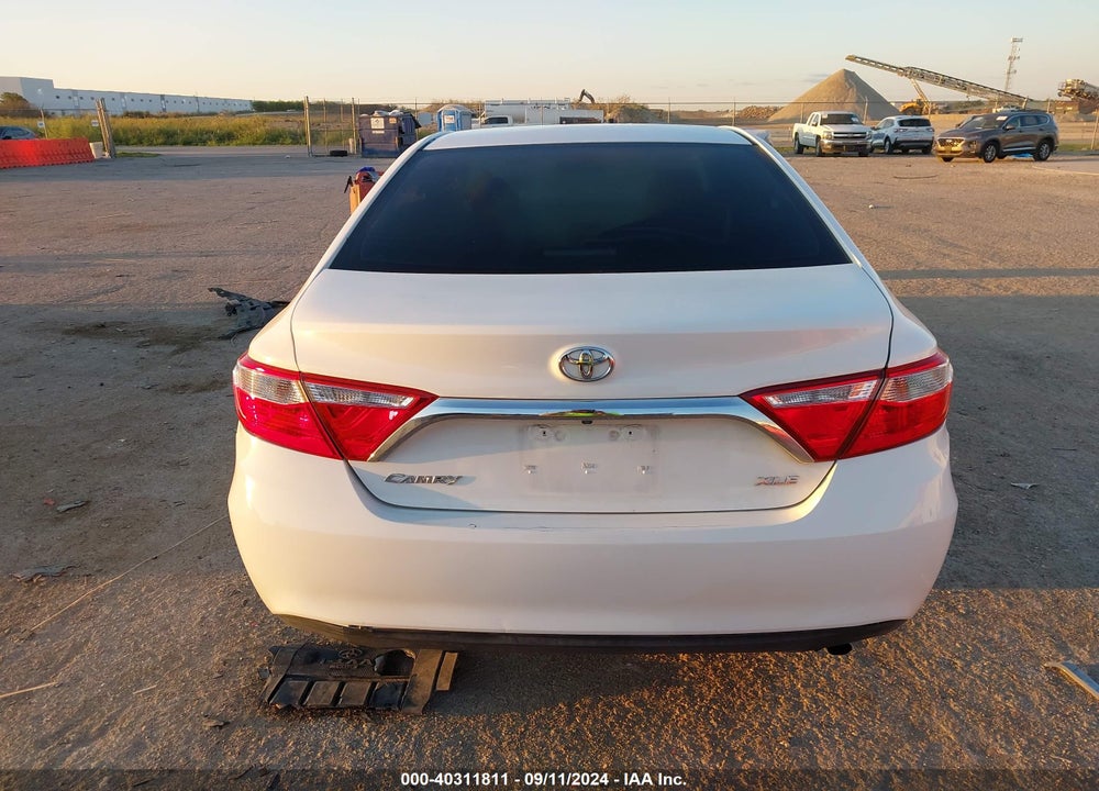 2017 TOYOTA CAMRY LE VIN: 4T1BF1FKXHU641100