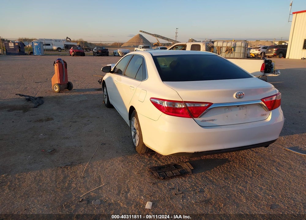 2017 TOYOTA CAMRY LE VIN: 4T1BF1FKXHU641100