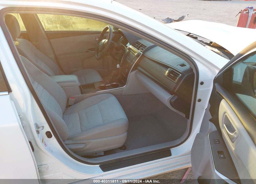 2017 TOYOTA CAMRY LE VIN: 4T1BF1FKXHU641100