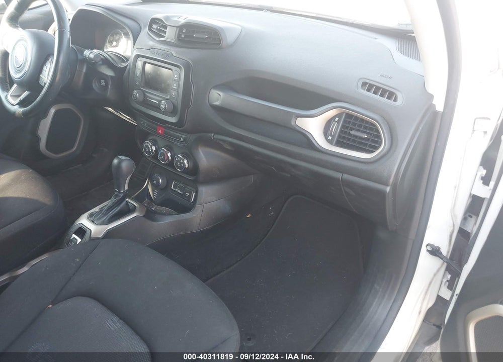 2015 JEEP RENEGADE LATITUDE VIN: ZACCJBBT1FPC28363