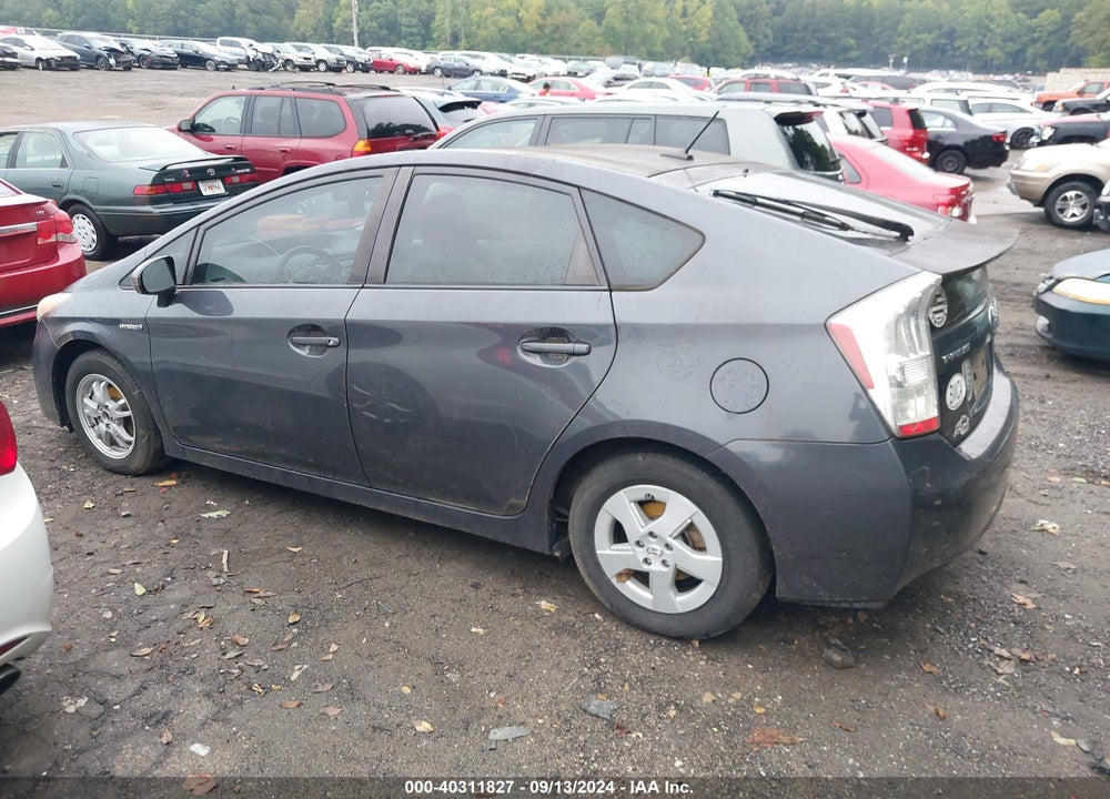 2010 TOYOTA PRIUS II VIN: JTDKN3DUXA1262435