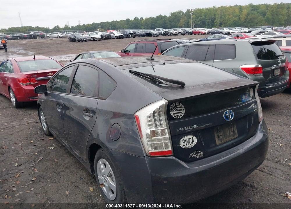 2010 TOYOTA PRIUS II VIN: JTDKN3DUXA1262435