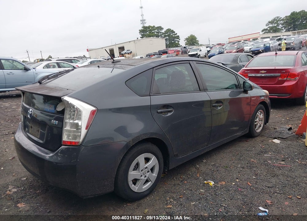 2010 TOYOTA PRIUS II VIN: JTDKN3DUXA1262435