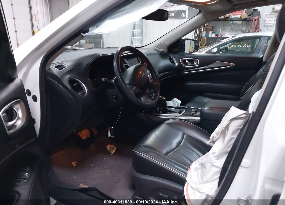 2017 INFINITI QX60 VIN: 5N1DL0MM6HC546118