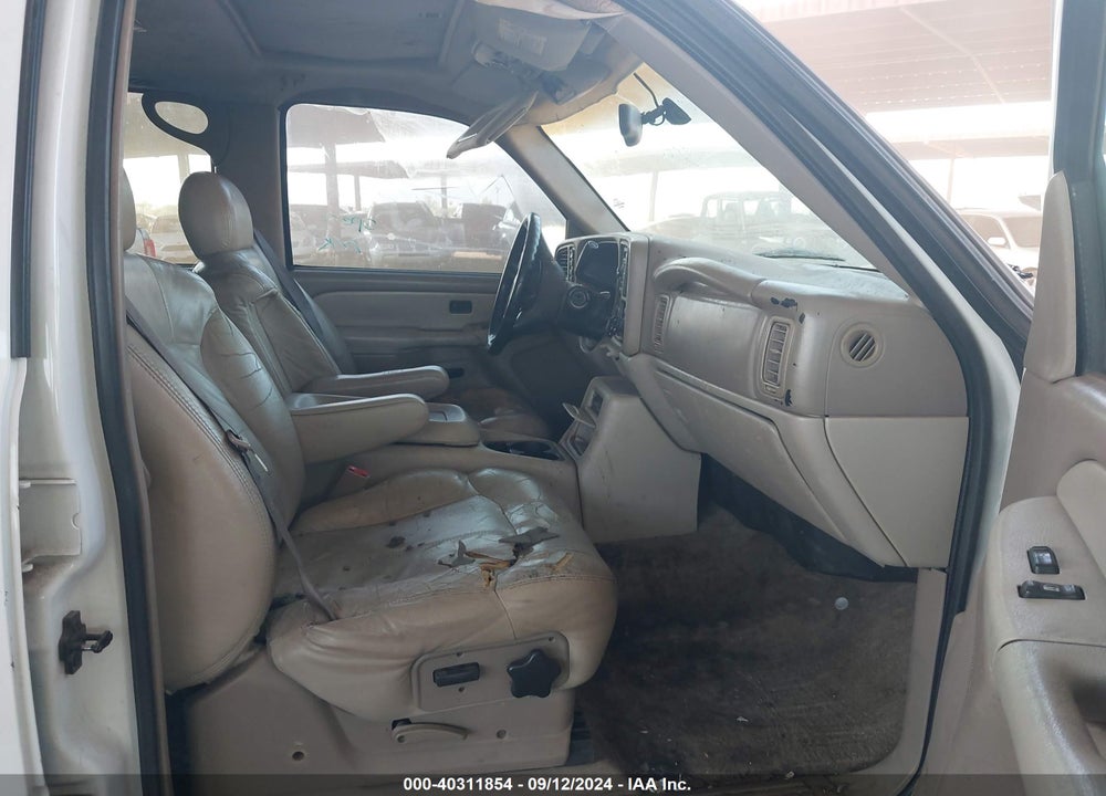 2002 CHEVROLET SUBURBAN 1500 Z71 VIN: 3GNFK16T92G308544