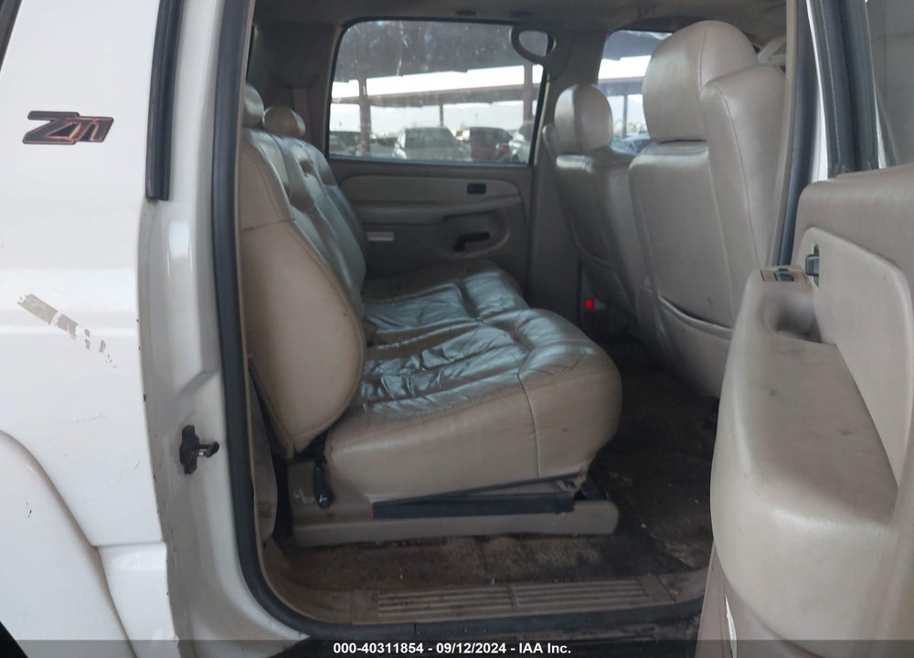 2002 CHEVROLET SUBURBAN 1500 Z71 VIN: 3GNFK16T92G308544