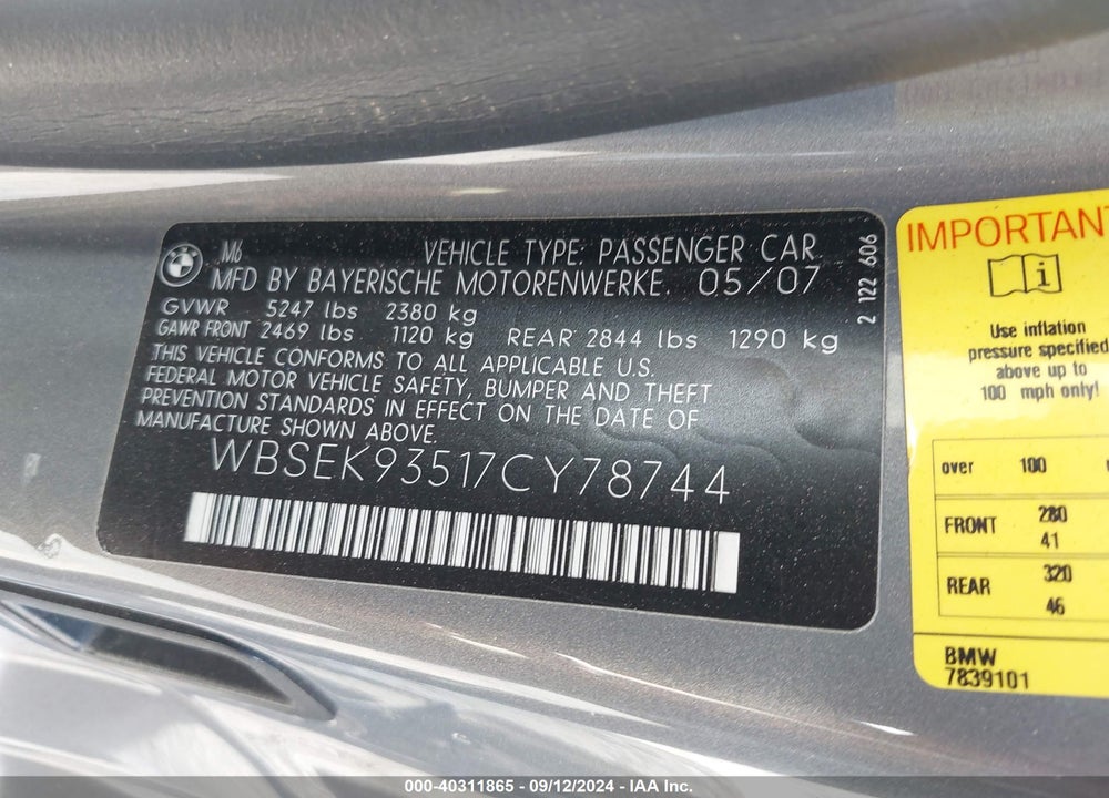 2007 BMW M6 VIN: WBSEK93517CY78744
