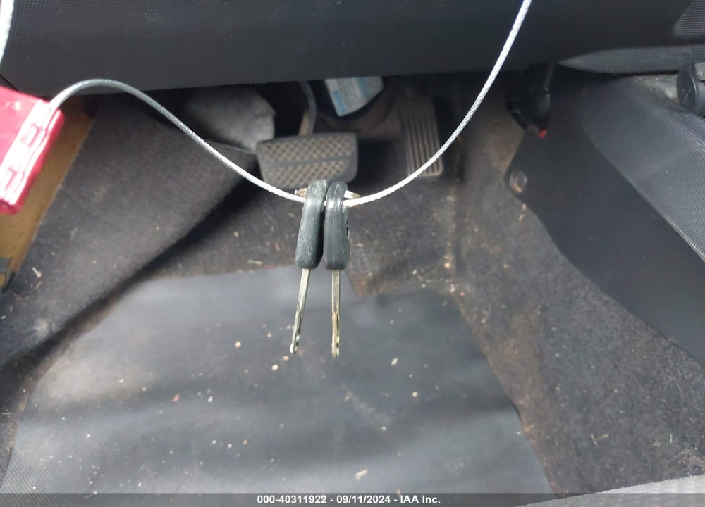 2008 HONDA FIT VIN: JHMGD384X8S056442