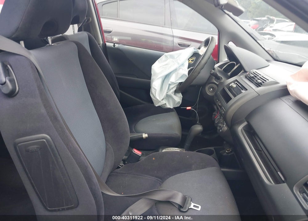 2008 HONDA FIT VIN: JHMGD384X8S056442