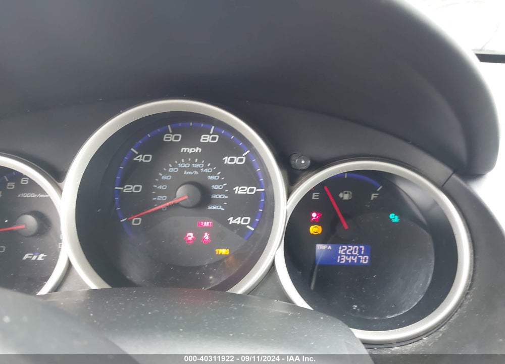 2008 HONDA FIT VIN: JHMGD384X8S056442