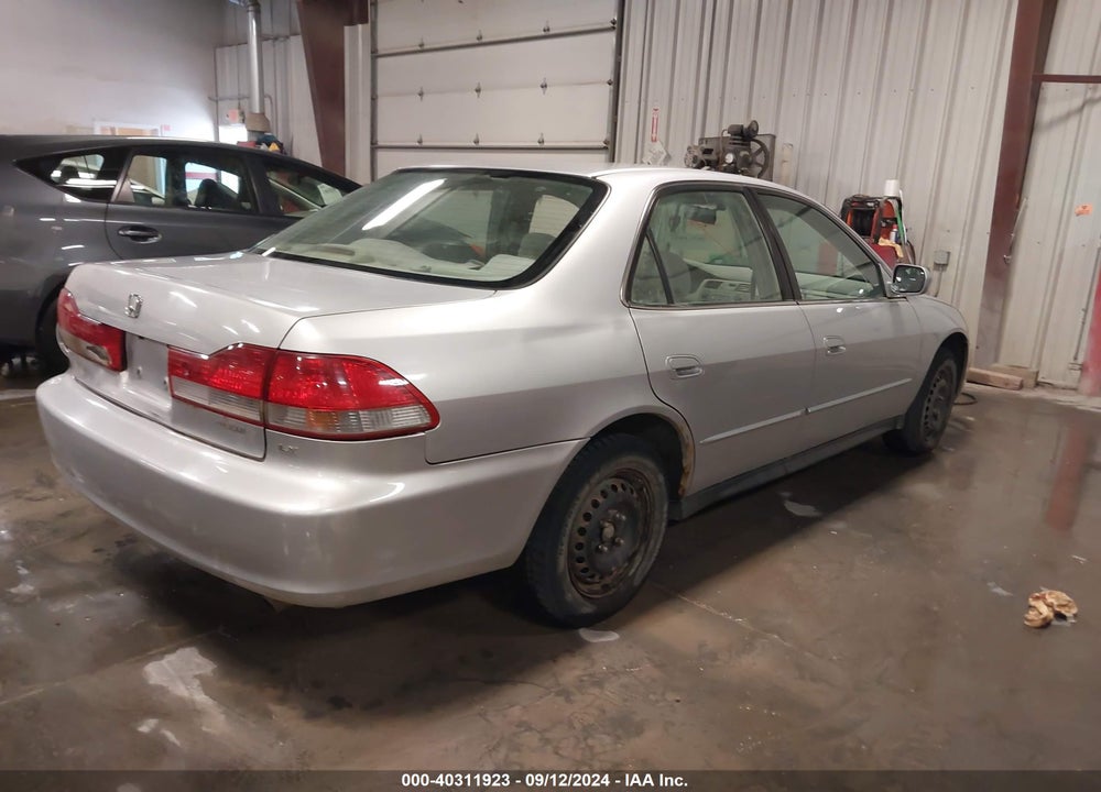 2002 HONDA ACCORD 2.3 LX VIN: 1HGCG56482A160979
