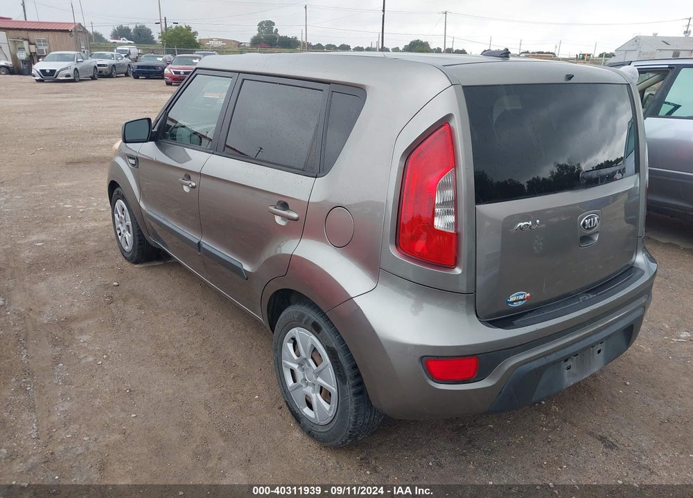 2013 KIA SOUL VIN: KNDJT2A55D7605937