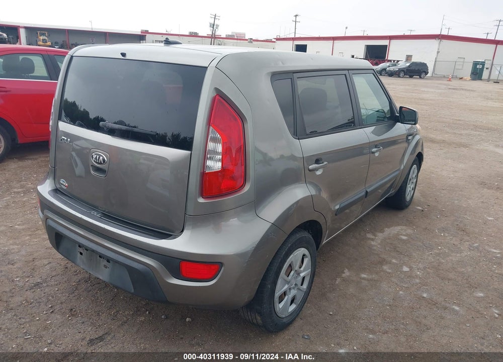 2013 KIA SOUL VIN: KNDJT2A55D7605937