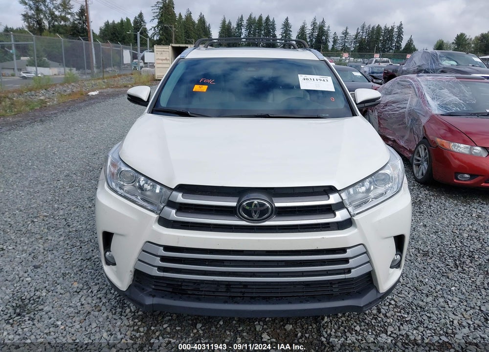 2019 TOYOTA HIGHLANDER XLE VIN: 5TDJZRFH8KS605475
