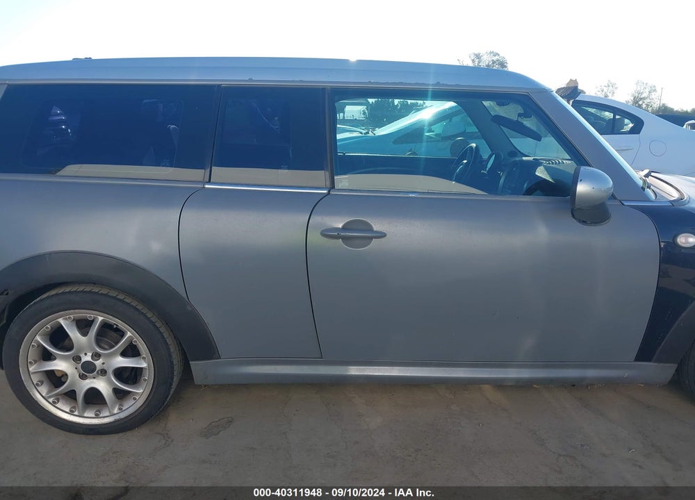 2009 MINI COOPER S CLUBMAN VIN: WMWMM335X9TP72531