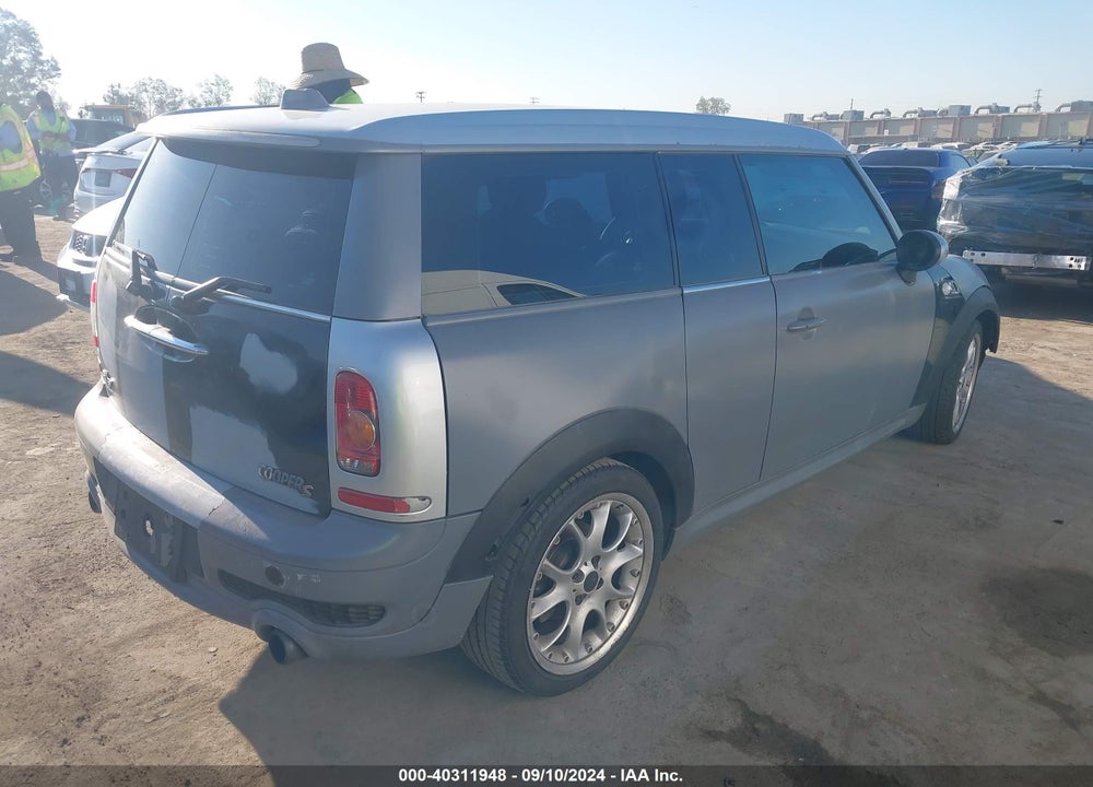 2009 MINI COOPER S CLUBMAN VIN: WMWMM335X9TP72531