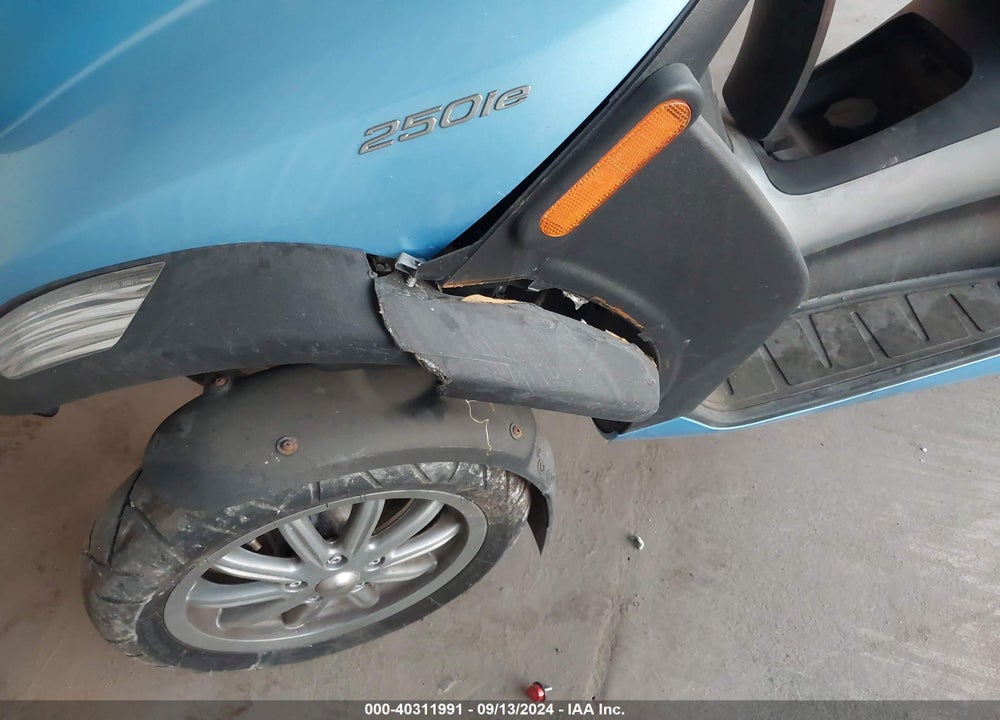 2007 PIAGGIO MP3 VIN: ZAPM479M675002691