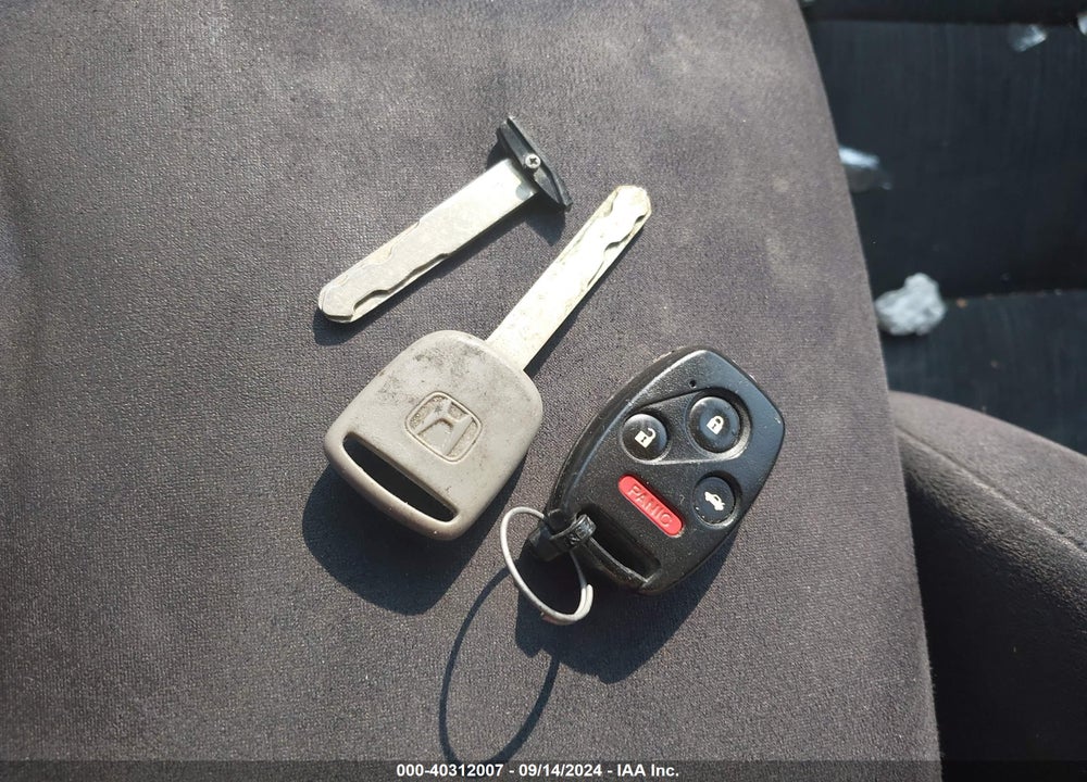 2011 HONDA ACCORD 2.4 LX VIN: 1HGCP2F36BA153504
