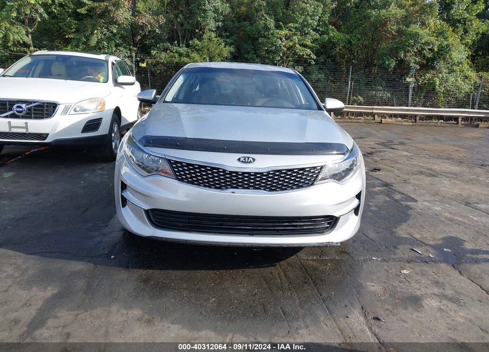 2018 KIA OPTIMA EX VIN: 5XXGU4L38JG185656