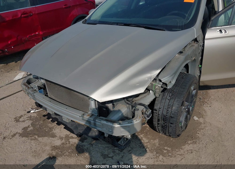 2018 FORD FUSION SE VIN: 3FA6P0H72JR113995