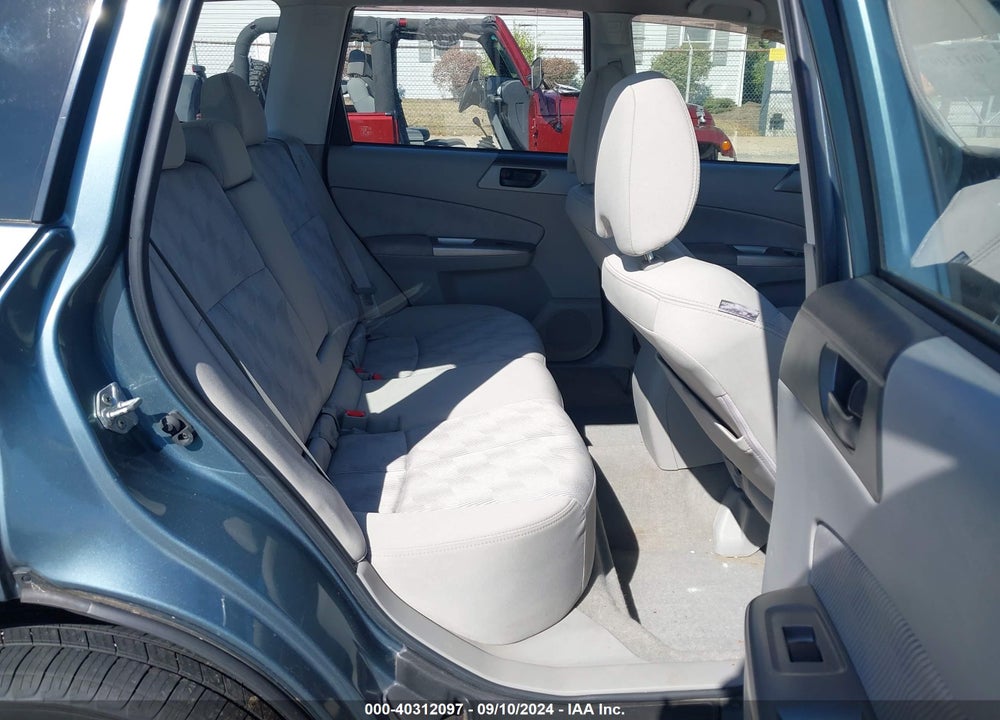 2010 SUBARU FORESTER 2.5X VIN: JF2SH6AC1AH736849