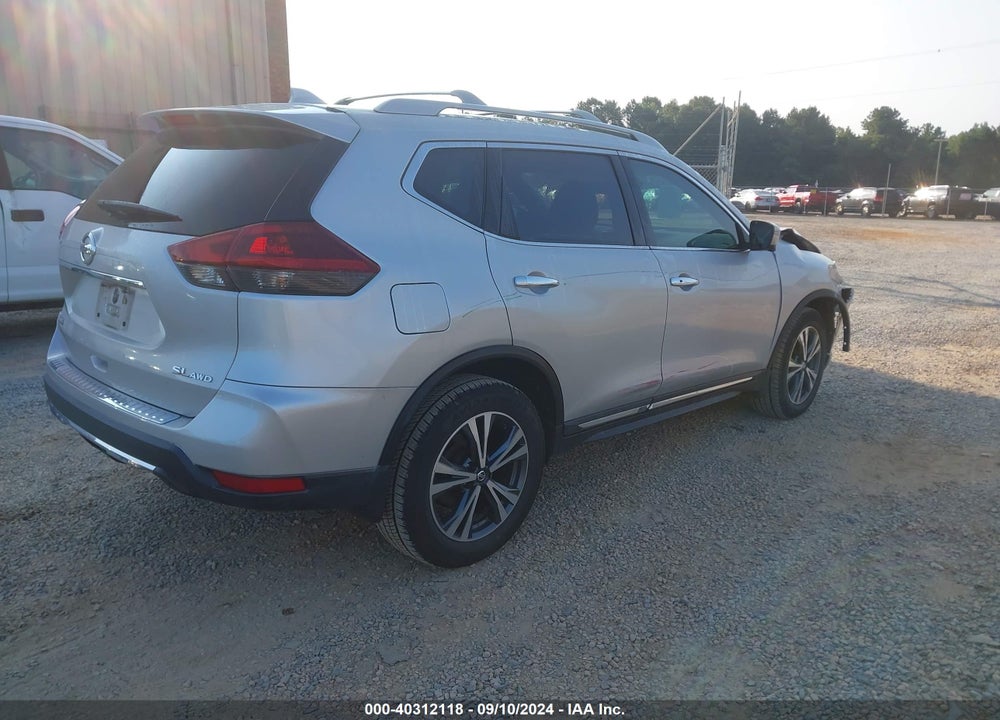 2018 NISSAN ROGUE SL VIN: 5N1AT2MV1JC714518