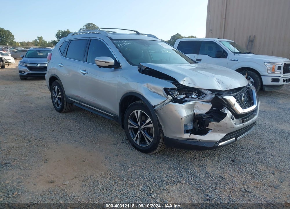 2018 NISSAN ROGUE SL VIN: 5N1AT2MV1JC714518