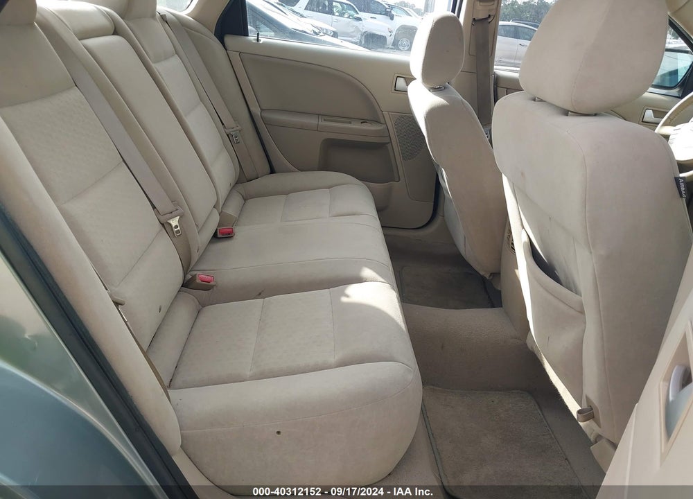 2007 FORD FIVE HUNDRED SEL VIN: 1FAHP24117G151031