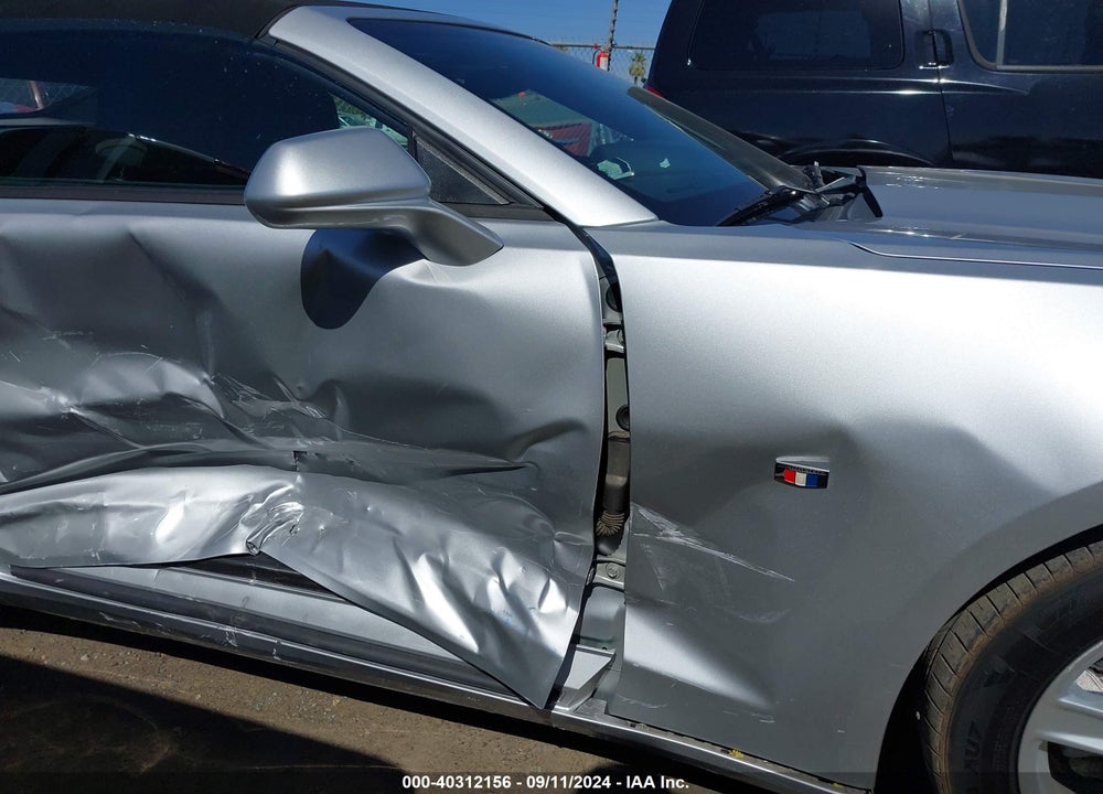 2019 CHEVROLET CAMARO 1LT VIN: 1G1FB3DSXK0117887