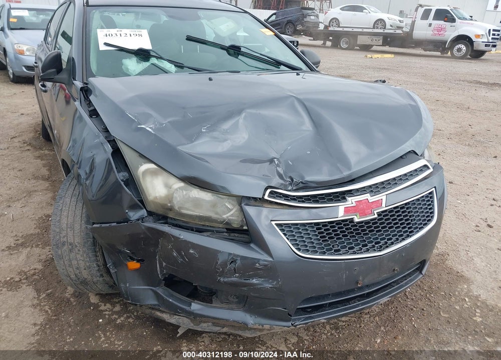2013 CHEVROLET CRUZE LS AUTO VIN: 1G1PA5SH1D7158834