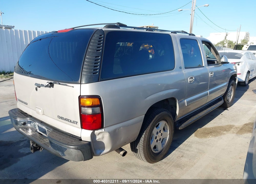 2004 CHEVROLET SUBURBAN 1500 LT VIN: 1GNEC16T24J110415