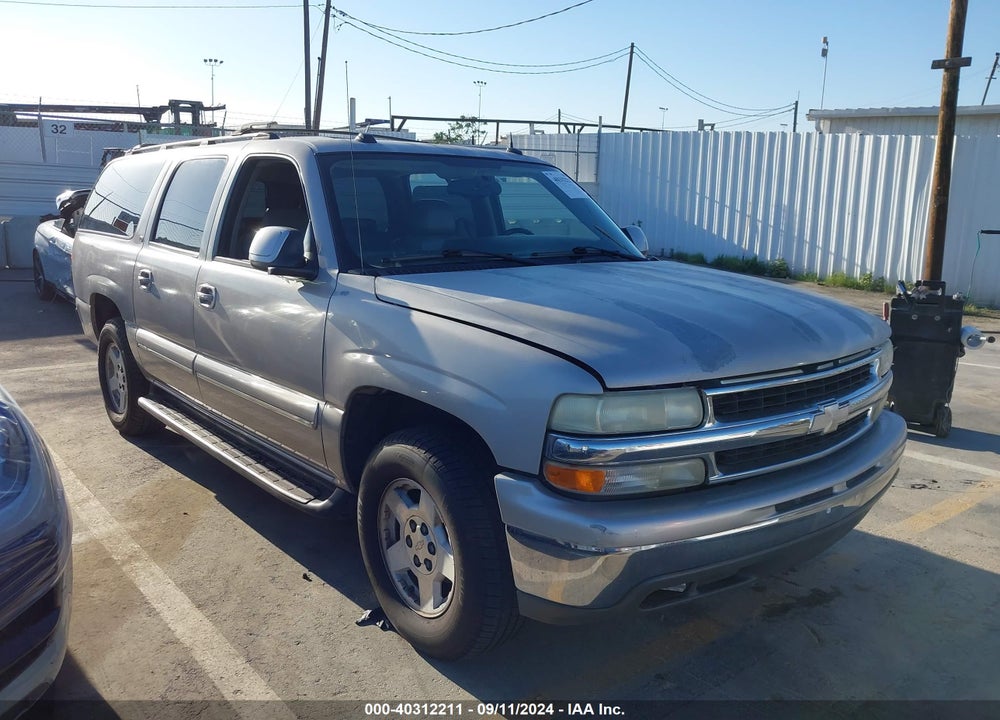 2004 CHEVROLET SUBURBAN 1500 LT VIN: 1GNEC16T24J110415