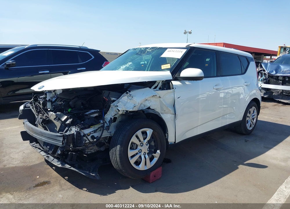 2020 KIA SOUL LX VIN: KNDJ23AU6L7714390