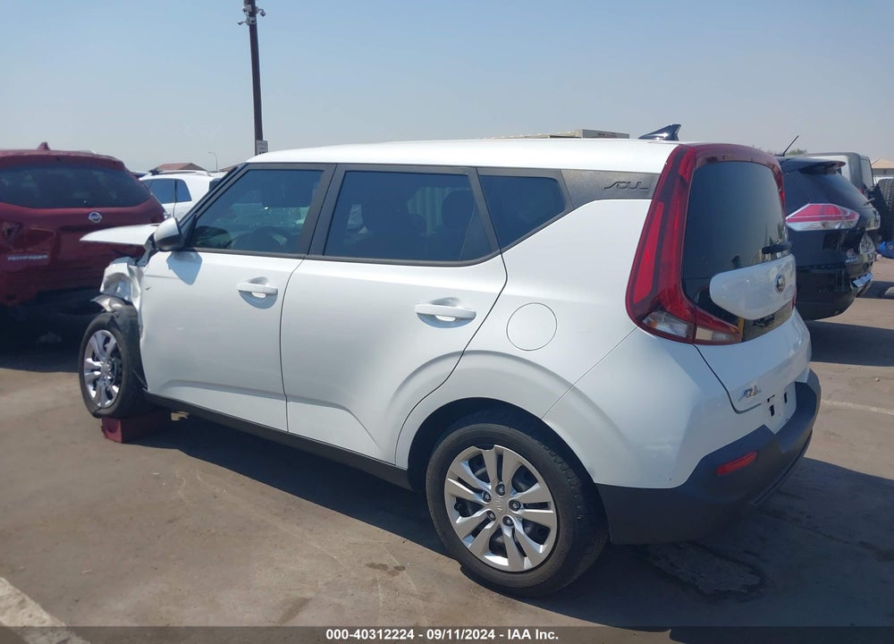 2020 KIA SOUL LX VIN: KNDJ23AU6L7714390