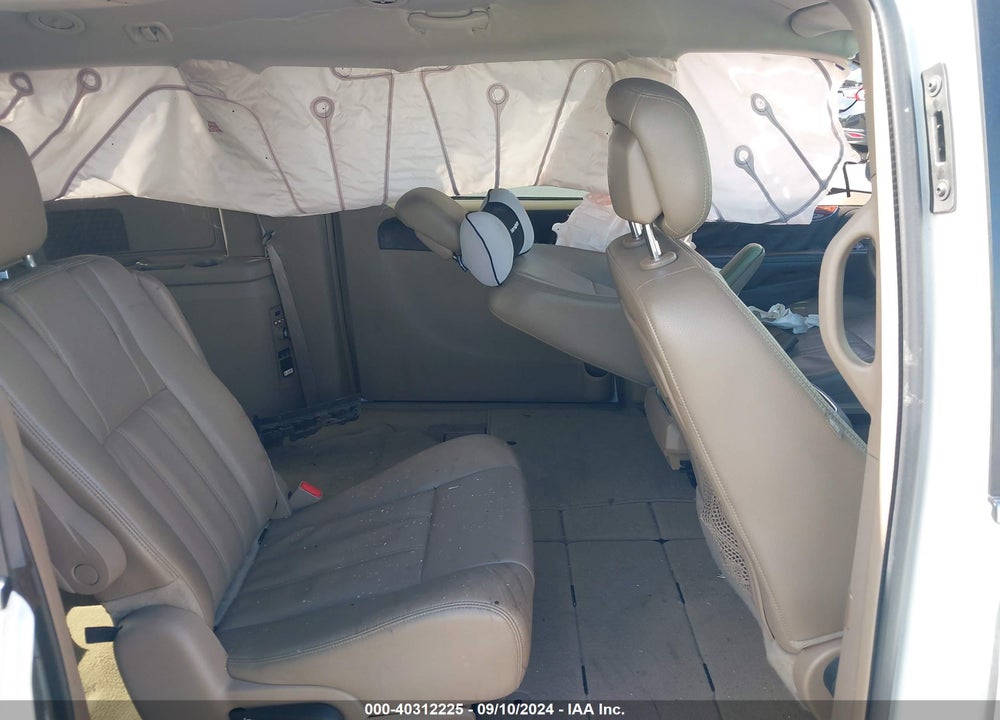 2014 CHRYSLER TOWN & COUNTRY TOURING VIN: 2C4RC1BG4ER359797