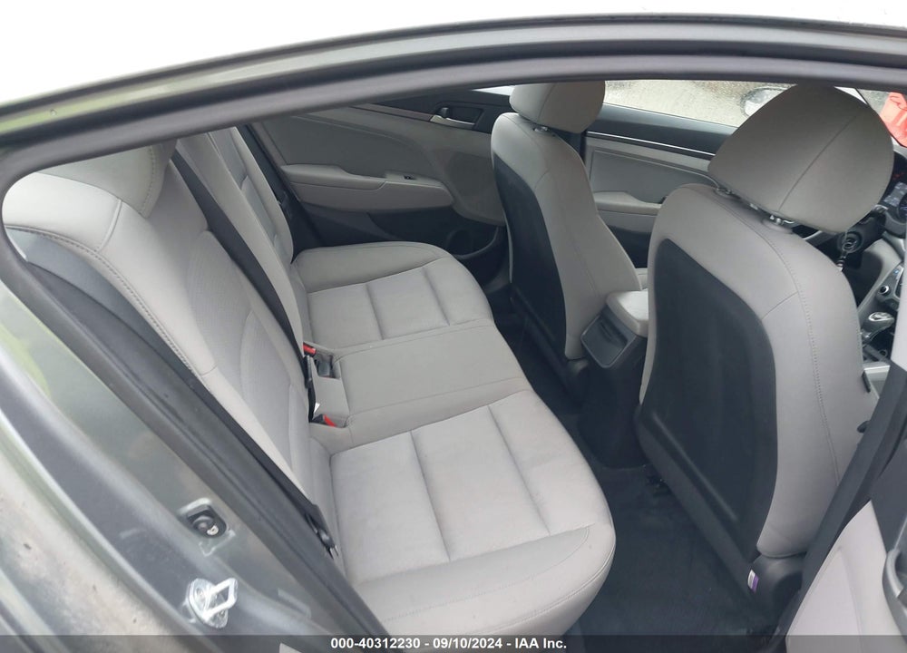 2017 HYUNDAI ELANTRA SE VIN: KMHD84LF7HU246500