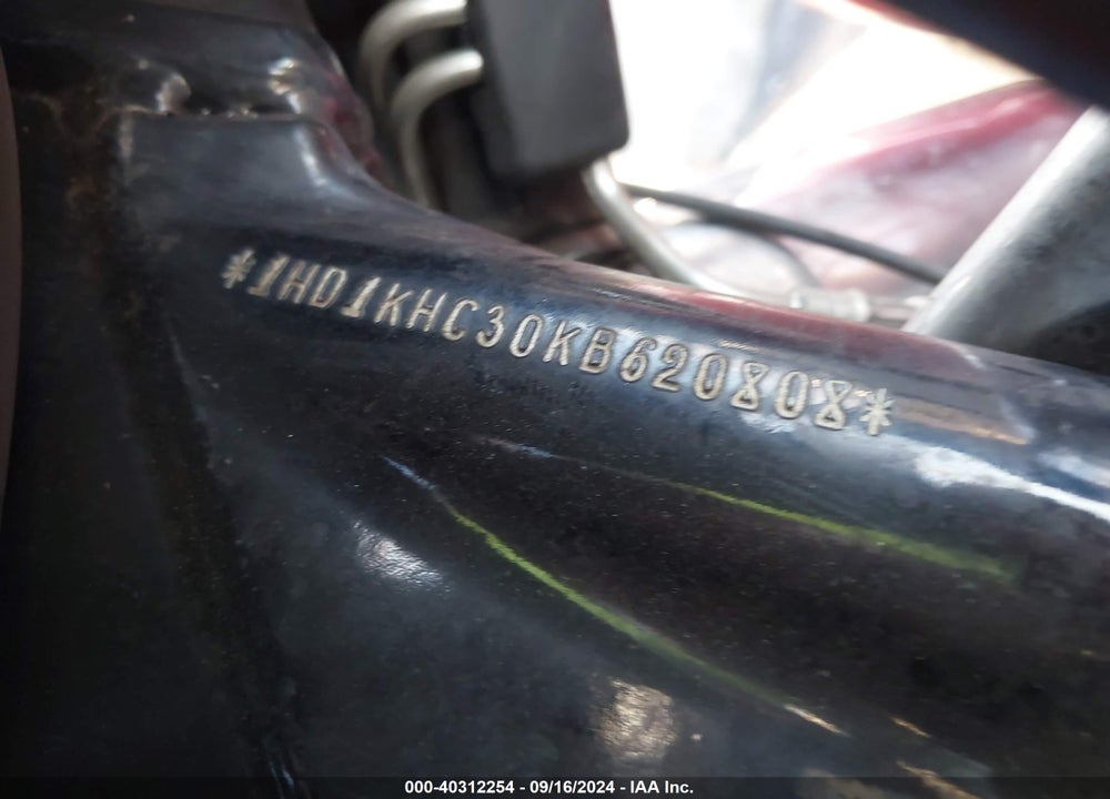2019 HARLEY-DAVIDSON FLTRX VIN: 1HD1KHC30KB620808